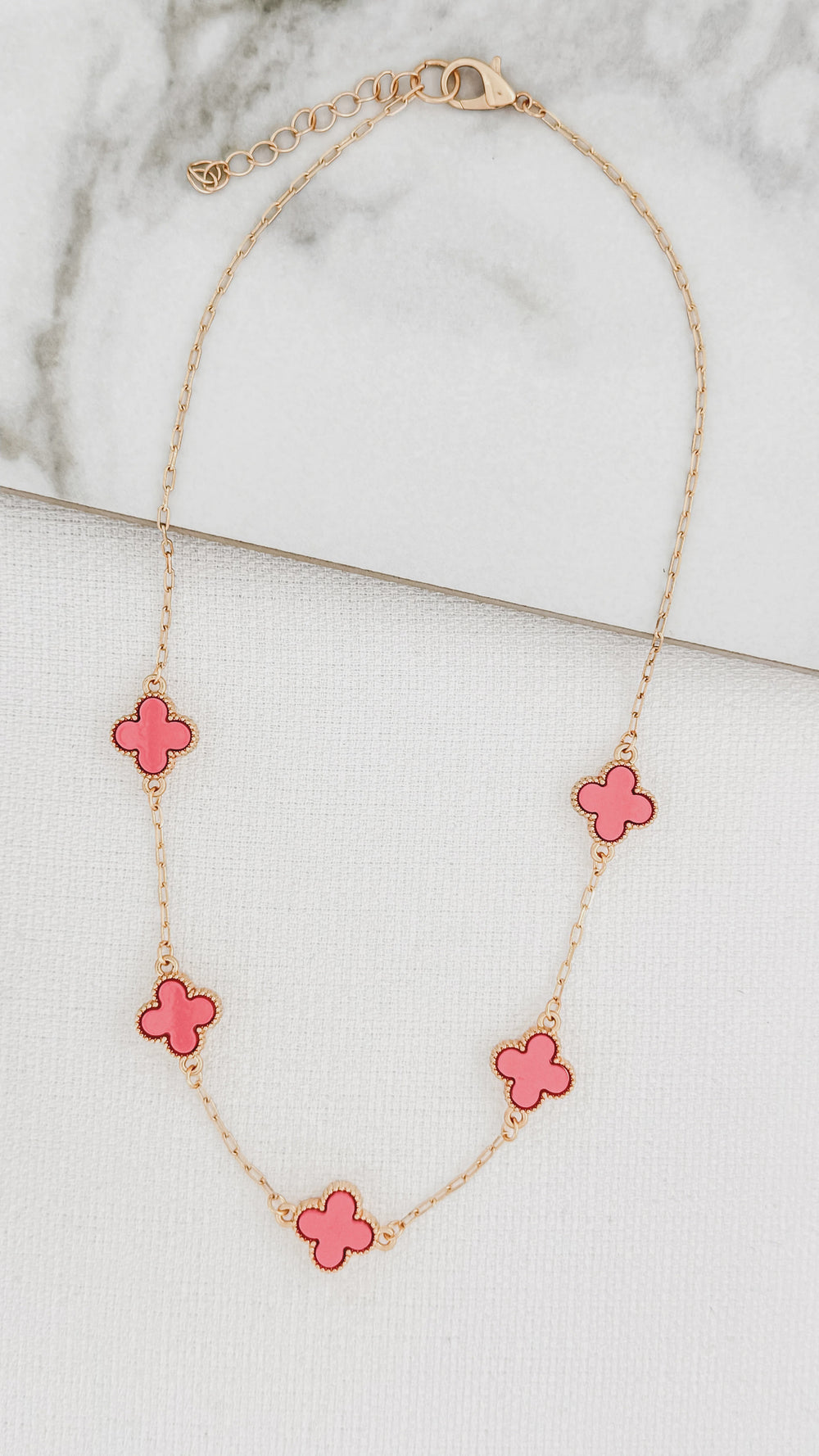 Short Gold Clover Link Necklace - Pink