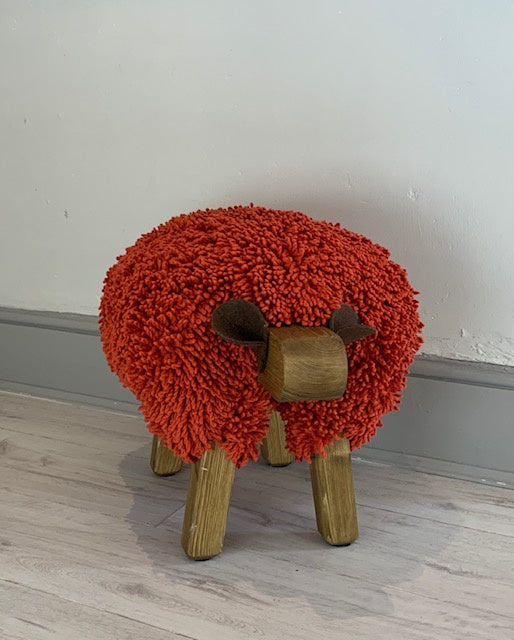 Ewemoo Sheep Footrest Red