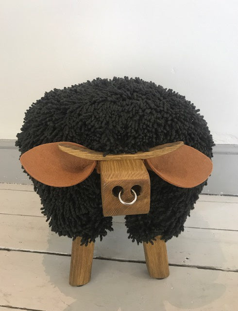 Ewemoo Bull Footrest - Black