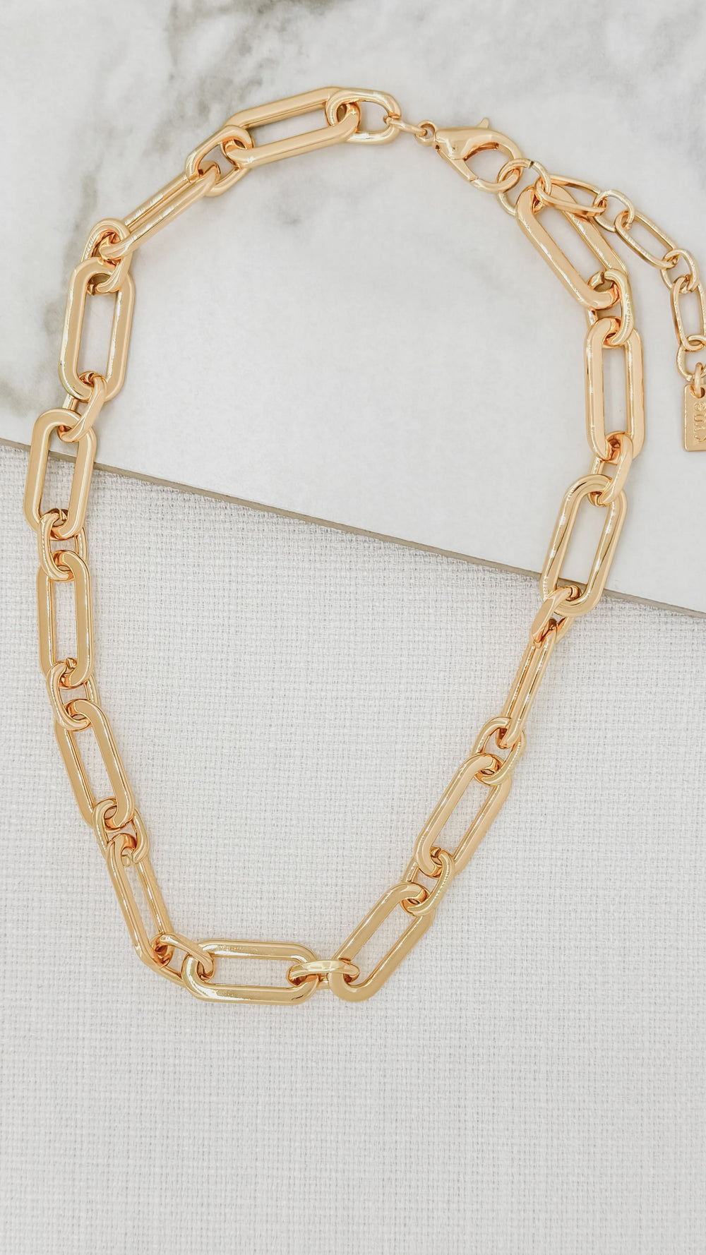 Short Gold Link Necklace