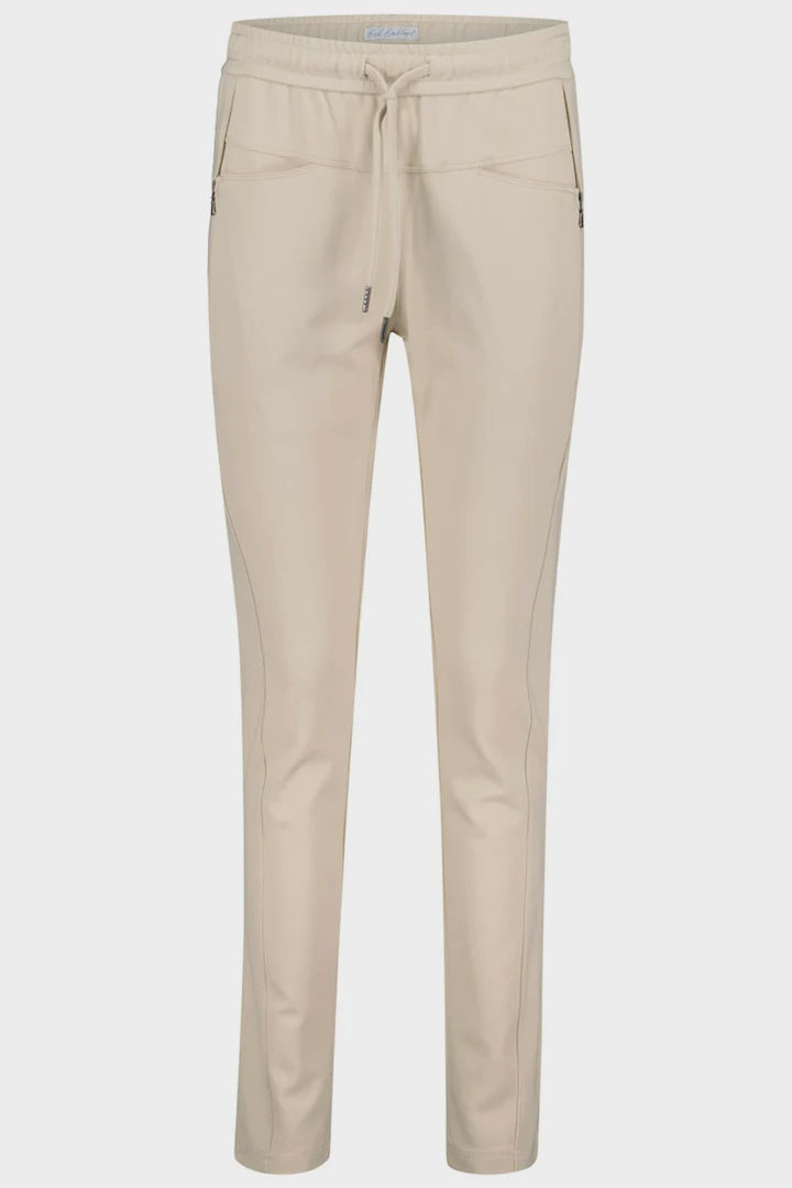 Browse All Trousers